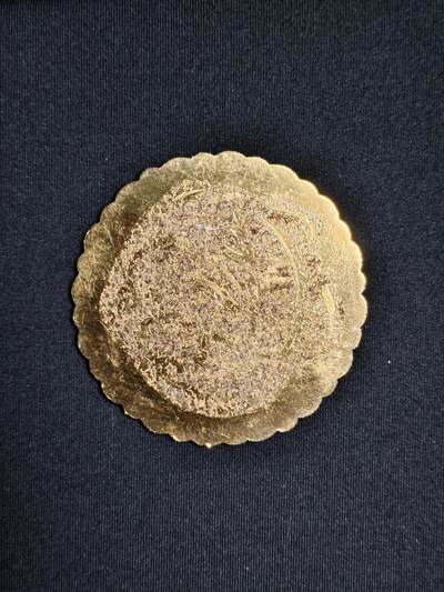 东亚欧洲主题杂货徽章勋章拍卖⑩ （五一大拍350+） 巨大尺寸日本皇室菊纹（分量重材质不明碗口大小）