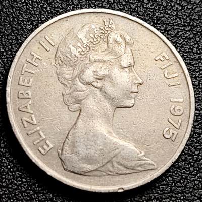 泉币菌-第230场-拍品多 请提前出价 投掷锤 英属斐济10分镍铜币 青年女王版 23.6毫米 