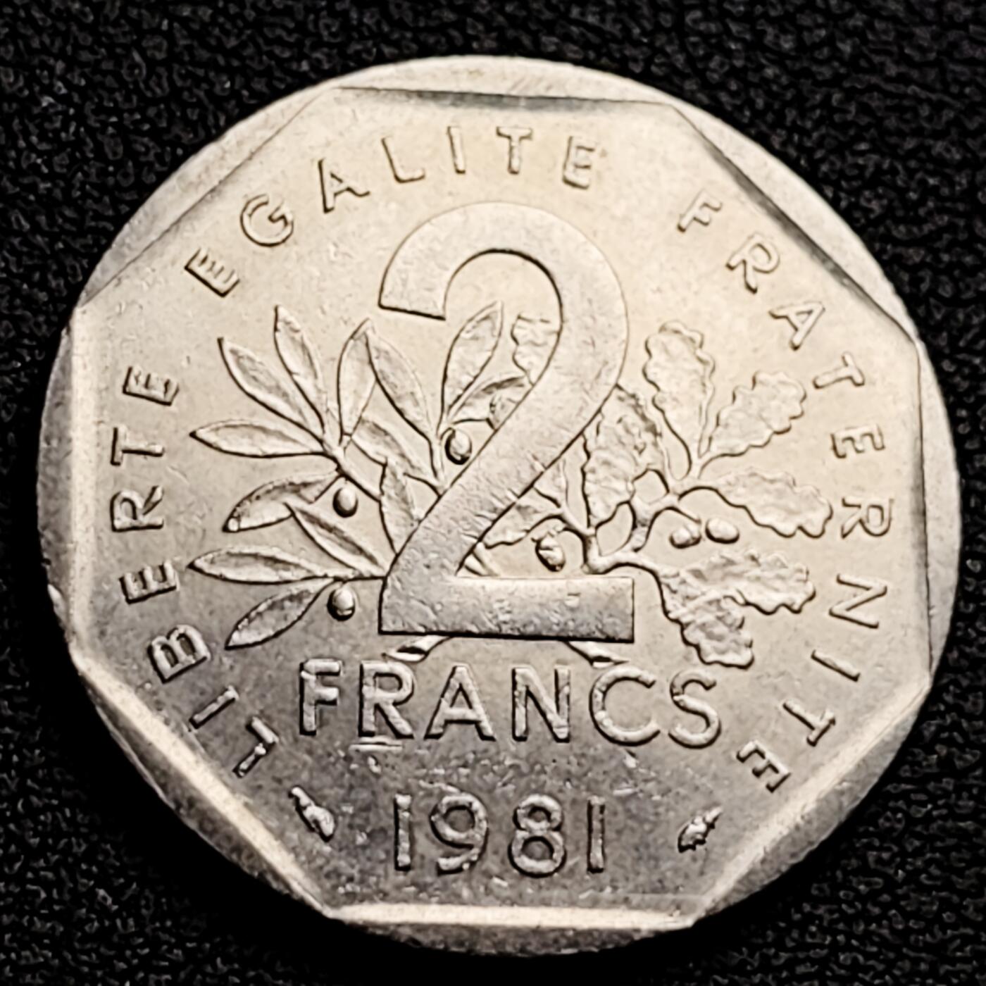 泉币菌-第230场-拍品多 请提前出价