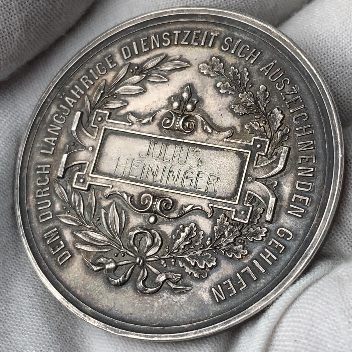 掌中浮雕-藏着的欧洲第059场 奥地利维也纳铁匠行会银质奖章，50mm，38.7g