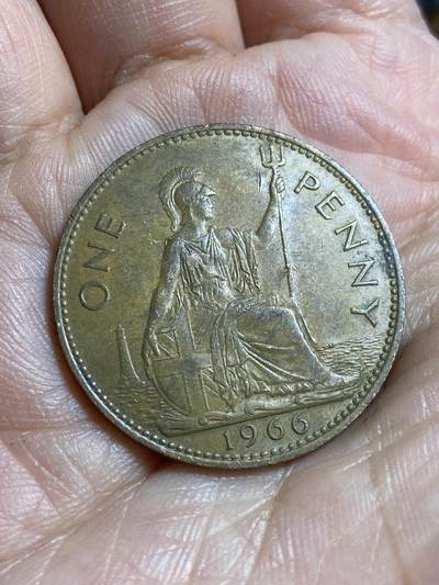 2026年第四十七场(总第二百一十六场）外国好品散币场(免佣金) 英国🇬🇧1966年1便士(伊丽莎白二世青年桂冠第二版)