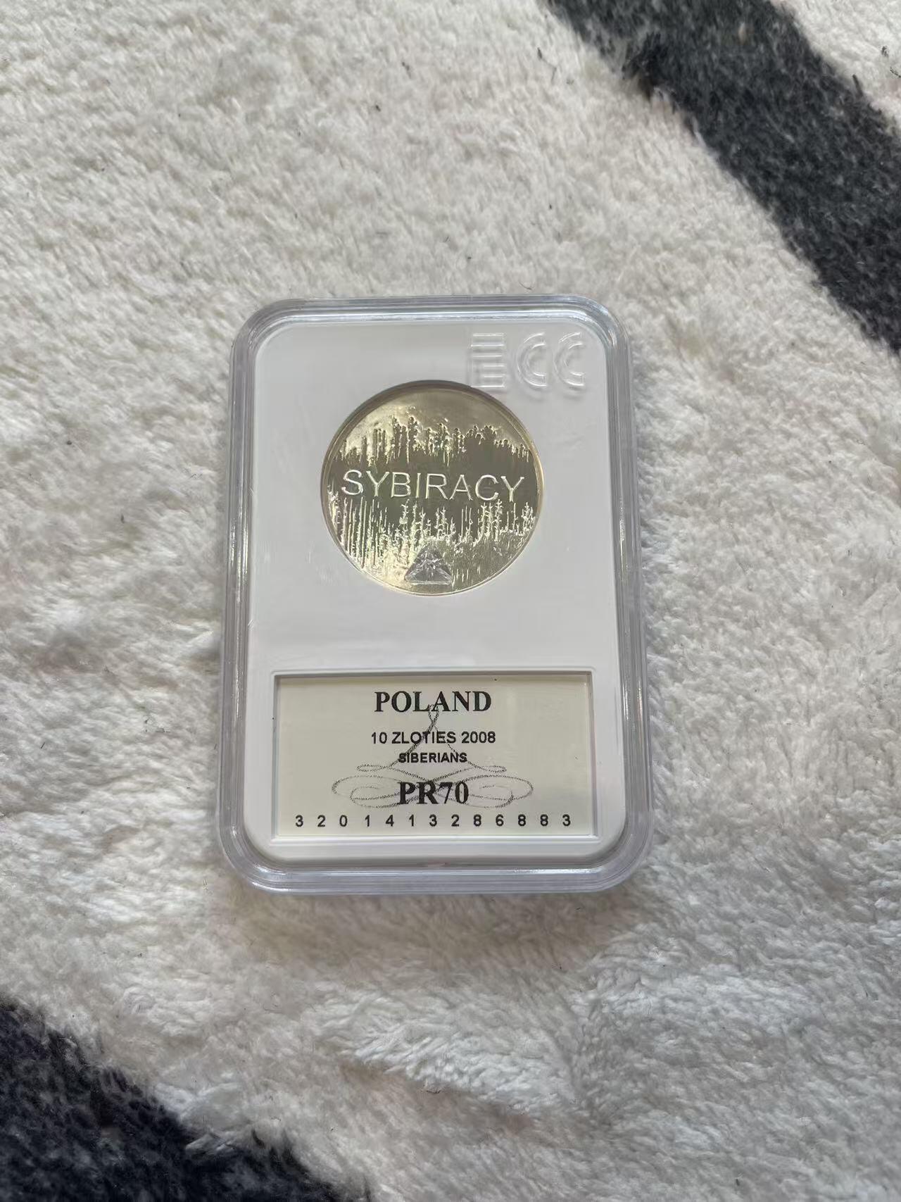 ❤️【币观天下】❤️ 第349期钱币拍卖场- 2026.4.24周五晚上6点半场 长期征集拍品  波兰2008年镶嵌锆石镜面银币-西伯利亚流放者银币 评级满分70 银币14.3克