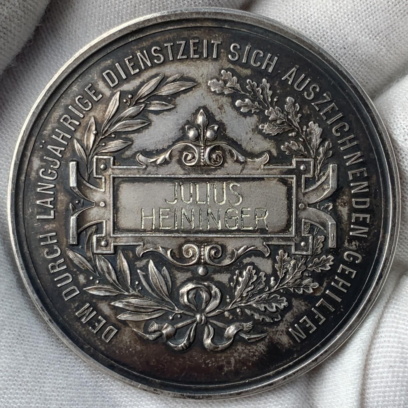 掌中浮雕-藏着的欧洲第059场 奥地利维也纳铁匠行会银质奖章，50mm，38.7g