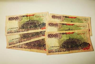 零零发流通品外国纸币拍卖 无佣金 印尼6张有针孔