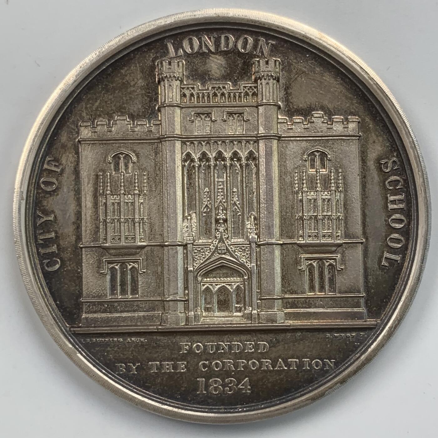 掌中浮雕-藏着的欧洲第059场 1834年伦敦金融城学校建校纪念银章(金融城第4号作品)，58mm，60.8g，原盒，BHM-1680 / Eimer 1279