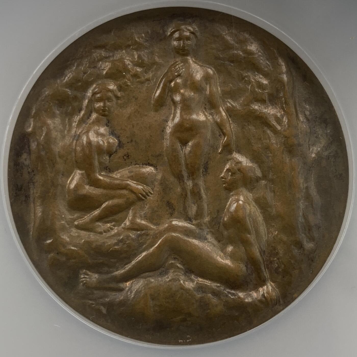 掌中浮雕-藏着的欧洲第059场 NGC MS62 : 1907年法国（SAMF）“青少年”铜章，57mm， 雕刻家：路易斯•德让 Louis Dejean，作品偏爱于裸体表现形式，这款是德让为SAMF协会创作的第二件作品。  Nicolas Maier法国优秀雕刻家作品书#044号  铜章发行量：109枚