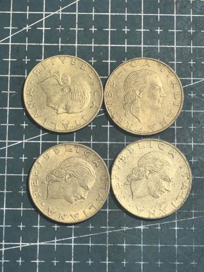 轻松集币无压力 意大利200里拉纪念币/组