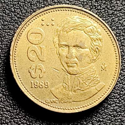 泉币菌-第230场-拍品多 请提前出价 首任总统瓜达卢佩 墨西哥20比索黄铜币 1989 21mm5.9g