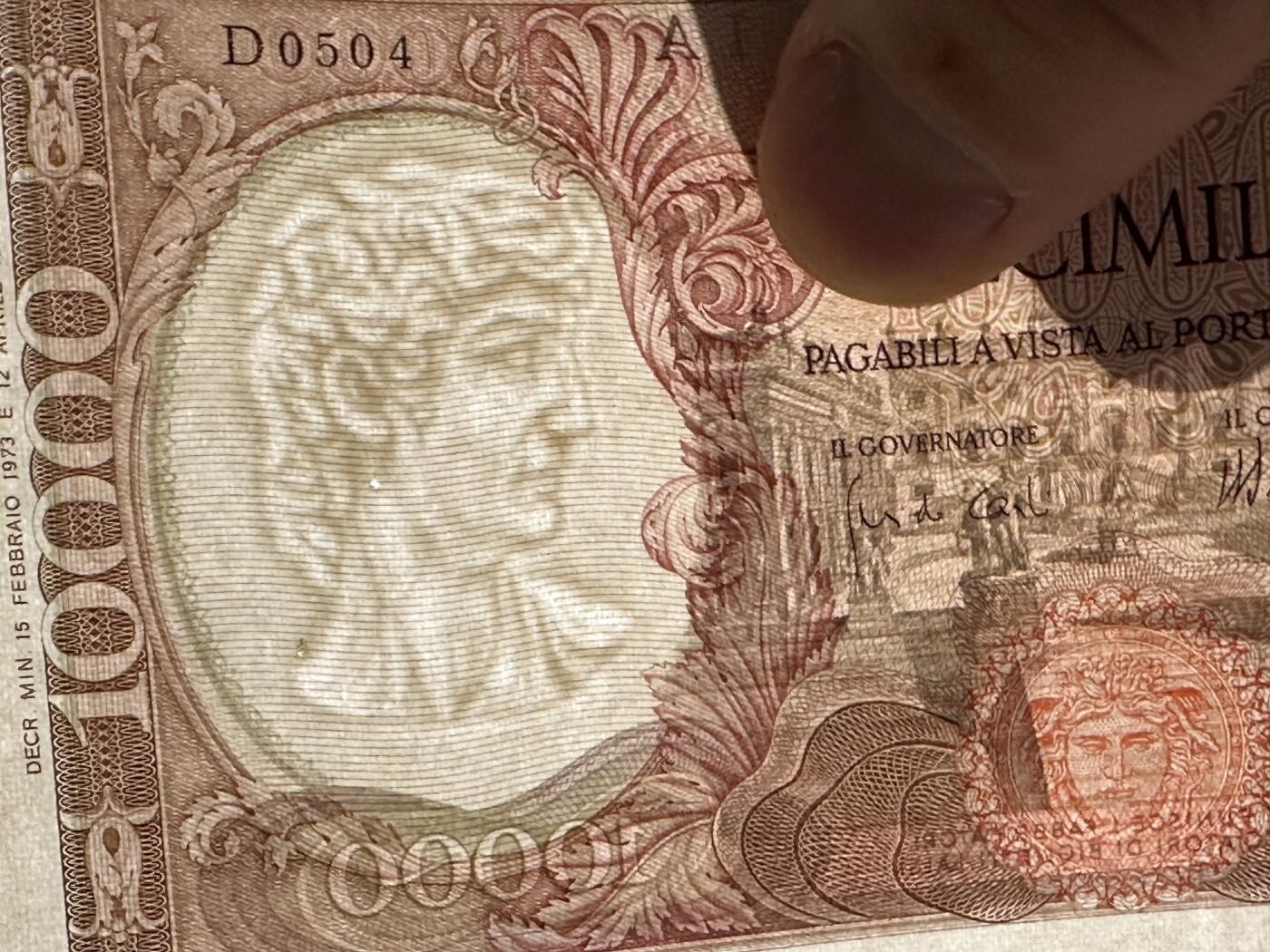 《外钞收藏家》第六百二十九期（精品场）（长期征集拍品、欢迎藏友们联系合作）