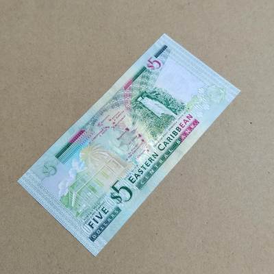 PCAI钱币  24-816  外国纸币与套币小专场 东加勒比