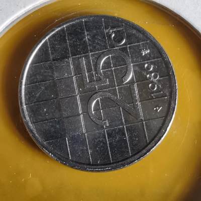 沼泽如烟--第1062场 荷兰1989年25分