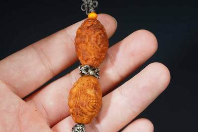 上海都达杂项专场103【全场包邮】  橄榄核雕御龙财神手机小挂件70-105