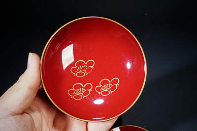 上海都达杂项专场102【全场包邮】  漆器金莳绘松竹梅纹盏台 3件98-396