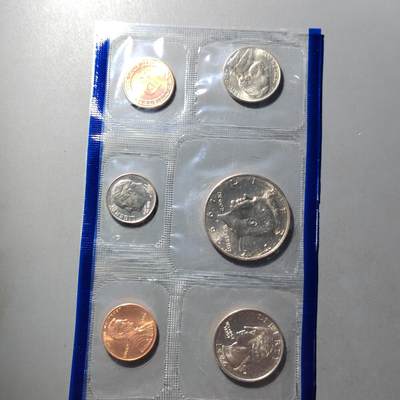 PCAI钱币  24-816  外国纸币与套币小专场 美国套币 带造币厂章