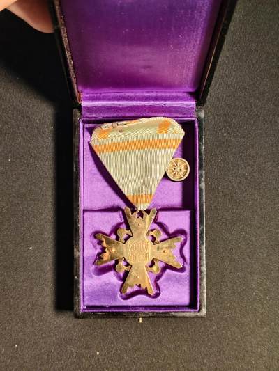 东亚欧洲主题杂货徽章勋章拍卖⑩ （五一大拍350+） 勋四等瑞宝章