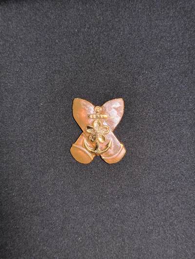 东亚欧洲主题杂货徽章勋章拍卖⑩ （五一大拍350+） 海军舰炮射击优等章（日本复刻）