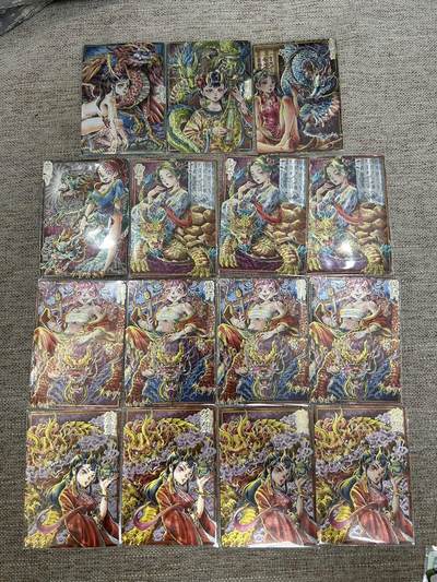 喜灰玩卡拍卖第八期，接拍品0佣金，欢迎送拍，释放现金流，让自己有资金可以购买更多喜欢的卡牌，让别的卡友能淘到更多心仪的卡牌 卡萃 李尊奇老师绘 一组散配 15张 折光粗闪