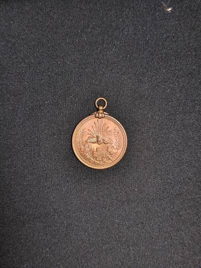 东亚欧洲主题杂货徽章勋章拍卖⑩ （五一大拍350+） 明治三十七八日俄赤十字铜救护