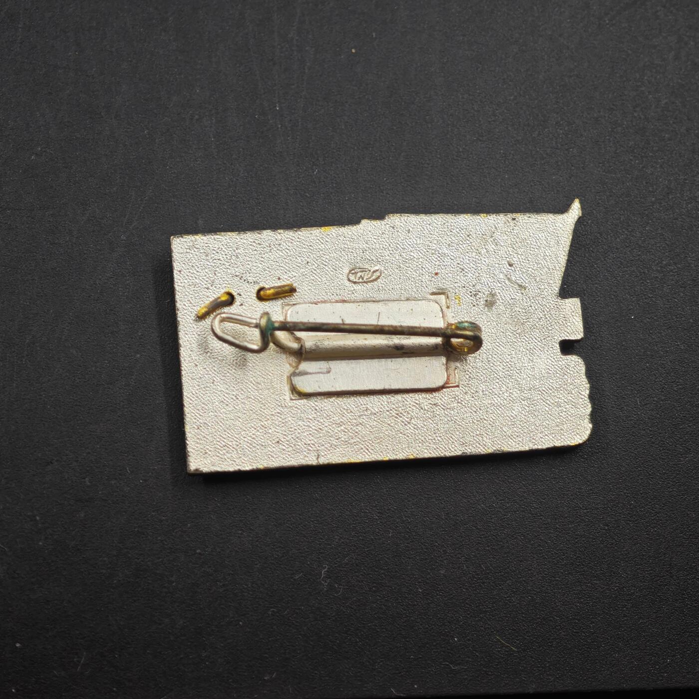 4月23日结束，成斌徽章钱币专场