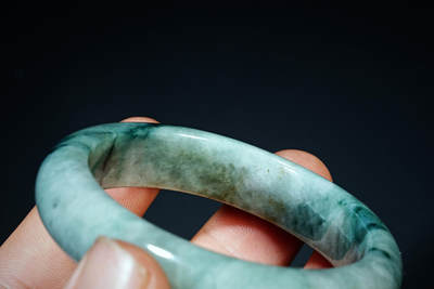 上海都达杂项专场102【全场包邮】  天然花青种翡翠（A货）手镯 附鉴定证书98-25