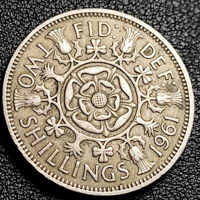 泉币菌-第231场-拍品多 请提前出价 英国早期1961年2先令老镍币 伊丽莎白二世青年女王头像 28.3MM