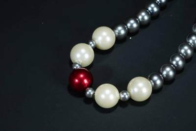 上海都达杂项专场103【全场包邮】  珍珠色项链70-79