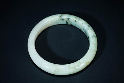 上海都达杂项专场102【全场包邮】  天然翡翠（A货）手镯 附鉴定证书98-27