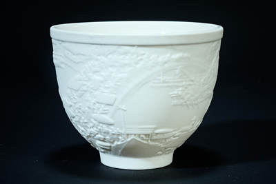 上海都达杂项专场102【全场包邮】  白瓷浮雕风景人物品茗杯98-358