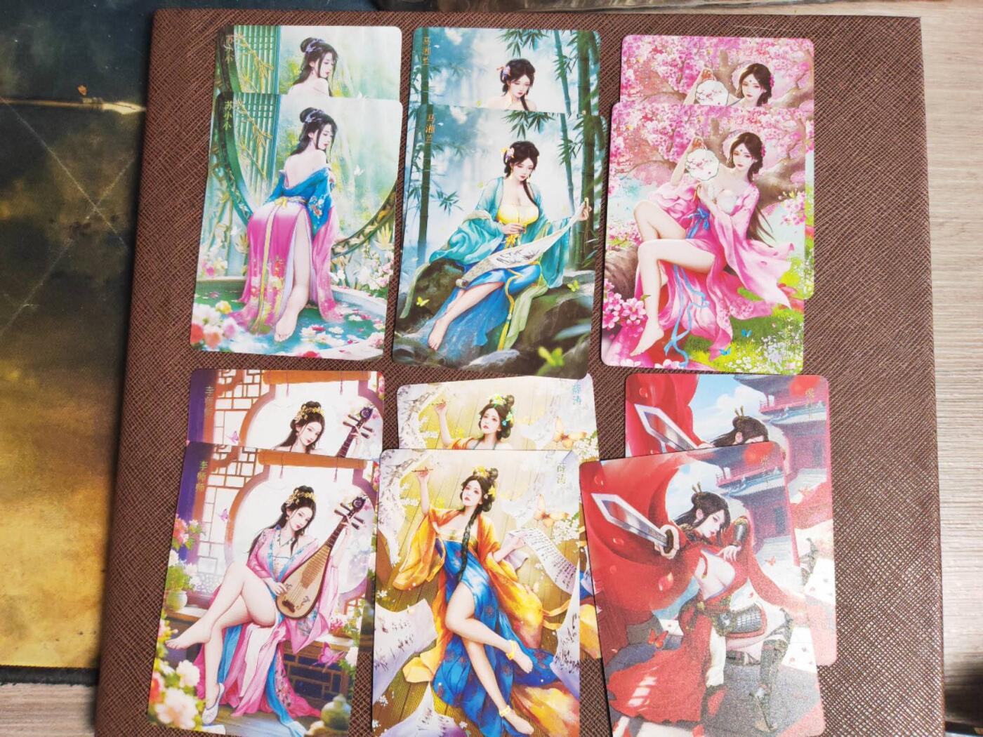 第113期阳大大卡牌拍卖第113期（持续收拍品，周五晚上九点截拍，进群福利早知道） 【双服饰】焱卡文化 灰与 李香香+马湘兰+苏小小+李师师+薛涛+梁红玉  彩闪双服饰12张