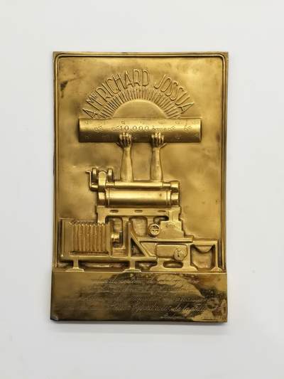 博洋堂“生趣盎然”4月精品专场暨第169期（全场包邮） 法国工业生产鎏金奖牌，20.5cm*13cm，690g