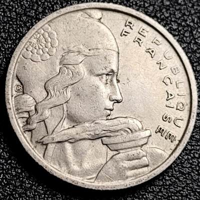 泉币菌-第231场-拍品多 请提前出价 自由女神 法国1955年100法郎镍铜硬币 24毫米