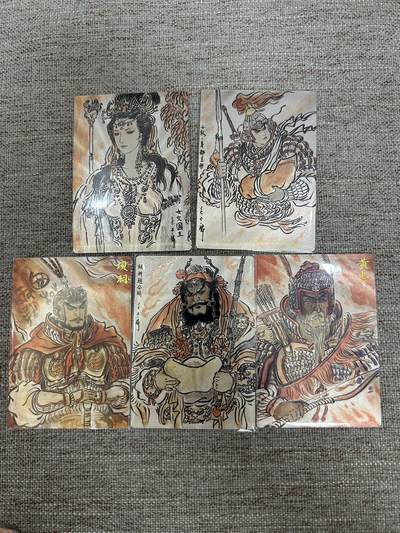 喜灰玩卡拍卖第八期，接拍品0佣金，欢迎送拍，释放现金流，让自己有资金可以购买更多喜欢的卡牌，让别的卡友能淘到更多心仪的卡牌 卡德曼 不二猿老师绘 赵云 赵公明 项羽 黄忠 女儿国王 一组5张 折光粗闪 