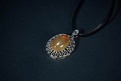 上海都达杂项专场102【全场包邮】  天然红玛瑙蛋面吊坠挂件98-211