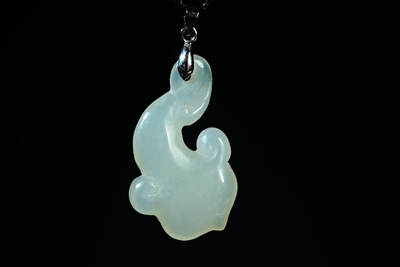 上海都达杂项专场102【全场包邮】  天然和田玉精雕《祥云如意》挂件98-67