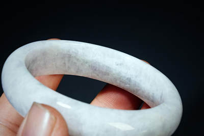 上海都达杂项专场102【全场包邮】  天然 冰糯种翡翠（A货）手镯 附鉴定证书98-20