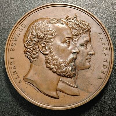 【德藏】世界币章拍卖第171期（拍品征集中~欢迎藏友联系） 1882年 英国伦敦金融城公学新校舍落成纪念威尔士亲王阿尔伯特·爱德华(后爱德华七世)及亚历山德拉王妃像高浮雕大铜章 稀少品种 直径约：76.4mm；重约：250.8g