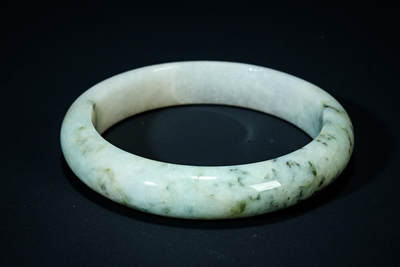 上海都达杂项专场102【全场包邮】  天然翡翠（A货）手镯 附鉴定证书98-27