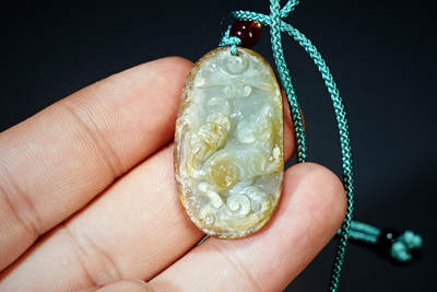 上海都达杂项专场102【全场包邮】  天然和田玉精雕《代代数钱》挂件98-60