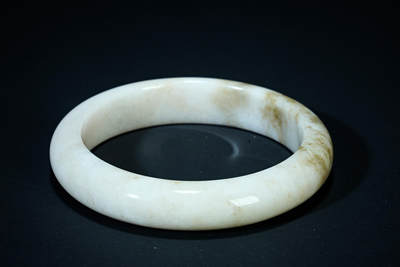 上海都达杂项专场102【全场包邮】  天然 翡翠（A货）手镯 附鉴定证书98-28