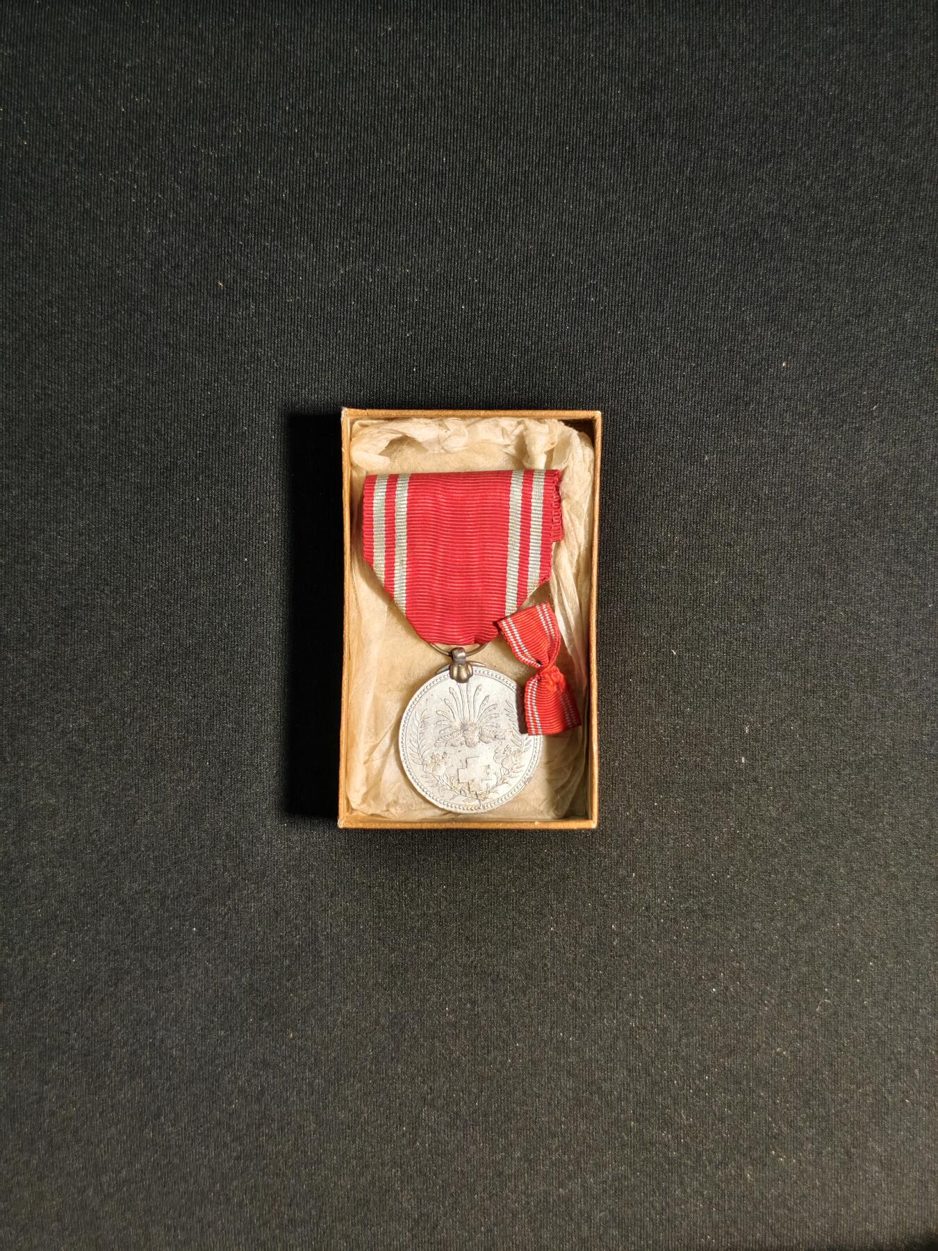 东亚欧洲主题杂货徽章勋章拍卖⑩ （五一大拍350+）