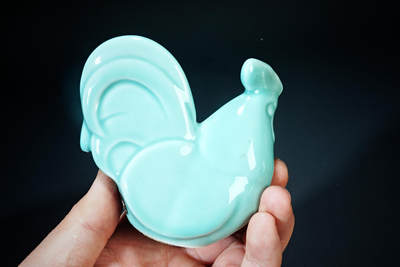 上海都达杂项专场102【全场包邮】  药师窑青瓷公鸡摆件98-394