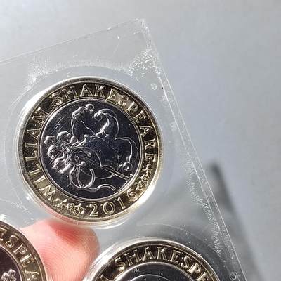 PCAI钱币  24-816  外国纸币与套币小专场 英国纪念币四枚 原封原光币