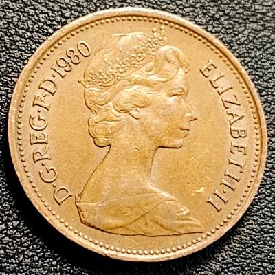 泉币菌-第231场-拍品多 请提前出价 威尔士皇冠 1980年 英国2便士 直径26MM铜币 女王花冠版