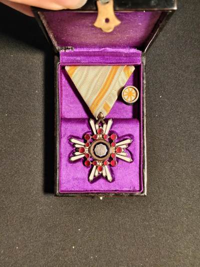 东亚欧洲主题杂货徽章勋章拍卖⑩ （五一大拍350+） 勋五等瑞宝章