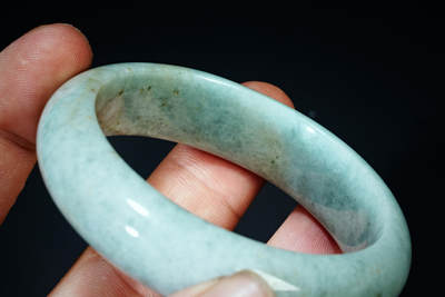 上海都达杂项专场102【全场包邮】  天然冰绿种翡翠（A货）手镯 附鉴定证书98-21