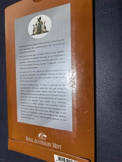 长老汇马年精选第十九场拍卖 2001澳大利亚联邦百年北领地3枚卡装，限量版，克书70多美金