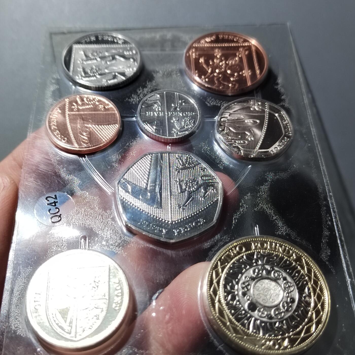 PCAI钱币  24-816  外国纸币与套币小专场