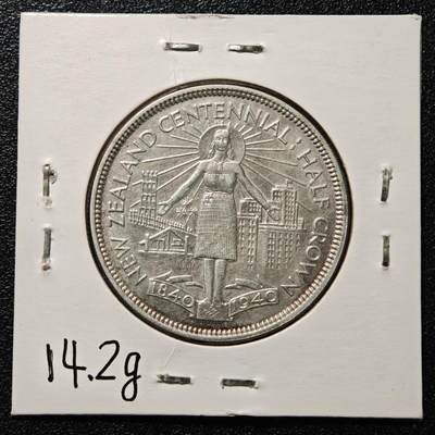 【德藏】世界币章拍卖第171期（拍品征集中~欢迎藏友联系） 老藏家集藏系列之- 1940年 新西兰百年庆典1/2克朗银币 直径约：32mm；重约：14.1g 入册20余年·附有当年购入价