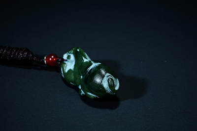 上海都达杂项专场102【全场包邮】  天然和田玉青玉精雕《唐马》挂件98-58