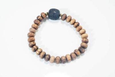 上海都达杂项专场103【全场包邮】  天然加里曼丹沉香算盘珠手串 附鉴定证书71-153